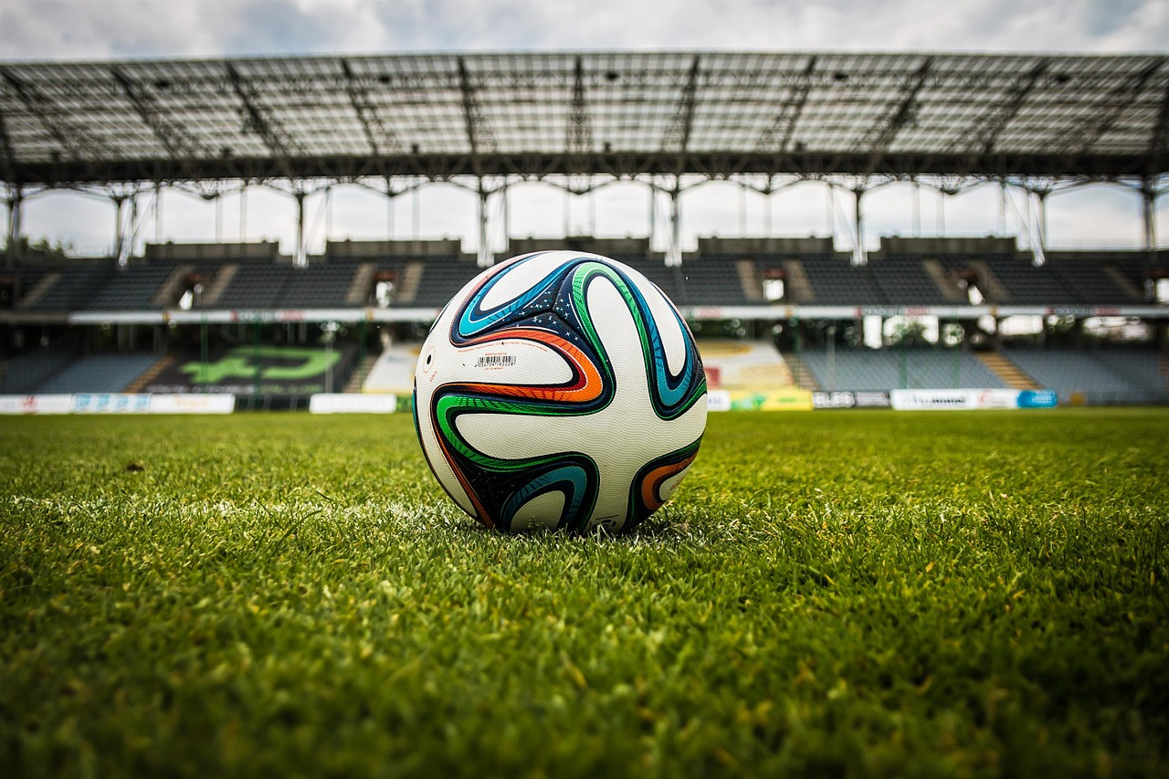 サッカー日本代表に物申す。選手を試す時期ではなく、チームを熟成させる時期でしょ！