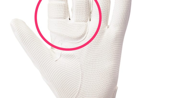 守備用手袋には衝撃吸収用のパット入りのモノもあって手が痛くならないらしいよ。