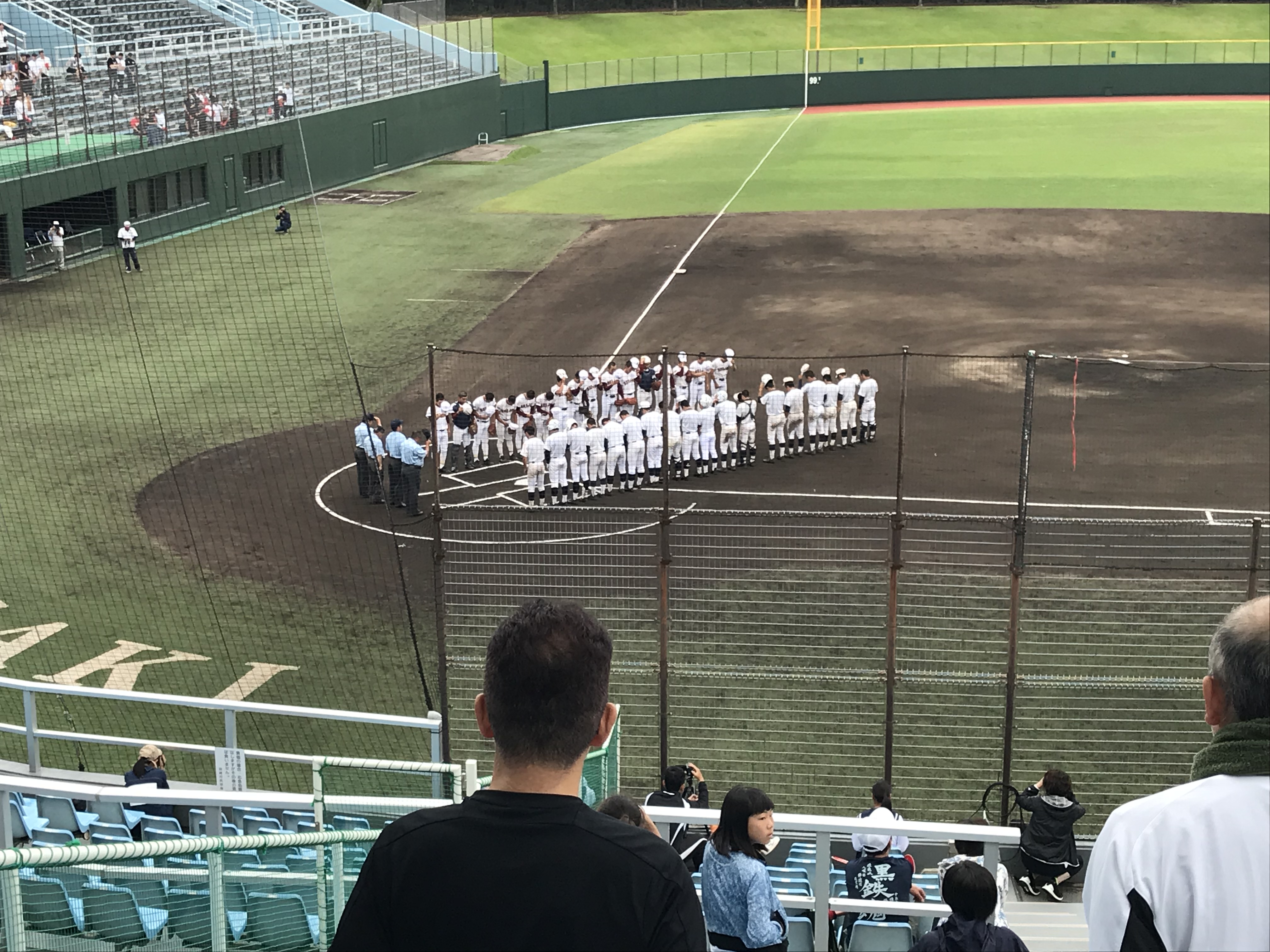 母校 刈谷高校野球部の壮行試合応援 ベンチ外の三年生にとっての最後の試合は気持ちのこもった好ゲームでした レトロモ