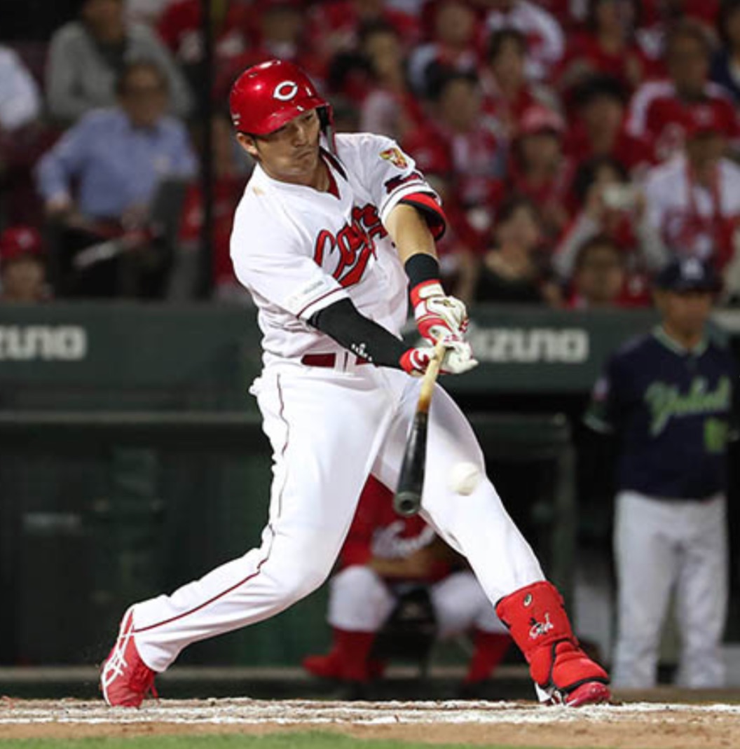 鈴木誠也選手のカープ時代のNPB公式木製バット 鈴木誠也選手のカープ時代のNPB公式木製バット