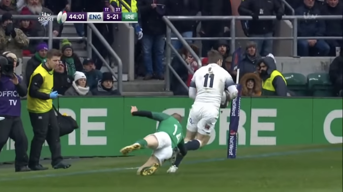 絶体絶命のピンチを救うラグビーのアンクルタップタックルが超カッコイイ レトロモ